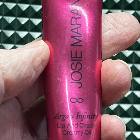 Mixed Lot of Makeup/Skincare 4 pcs. Ellen Tracy, Josie Maran, Estee Lauder - Picture 4 of 4